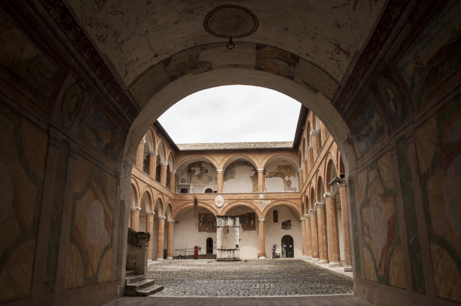 <!--:it-->INCONTRIAMOCI ALLA ROCCA | Ciclo d'incontri<!--:--><!--:en-->LET'S MEET AT THE ROCCA | Cycle of conferences<!--:-->